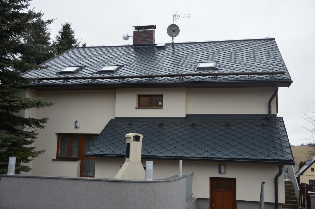 Ferienwohnung Haus Tolštejn Jiřetín pod Jedlovou Exterior foto