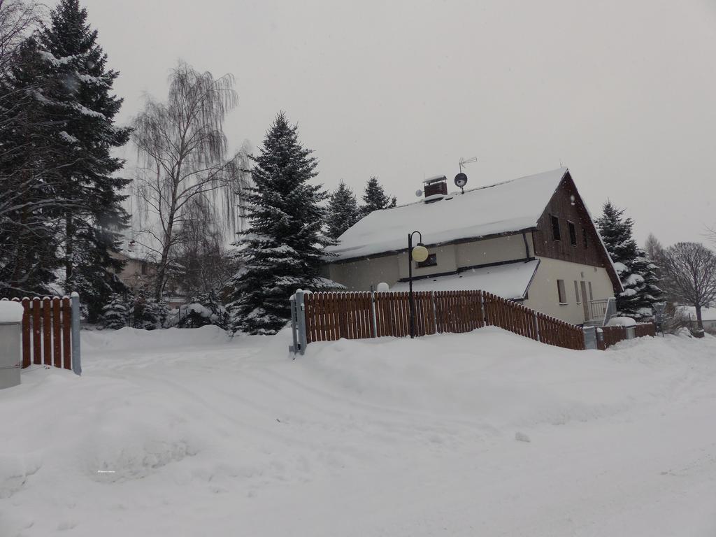 Ferienwohnung Haus Tolštejn Jiřetín pod Jedlovou Exterior foto