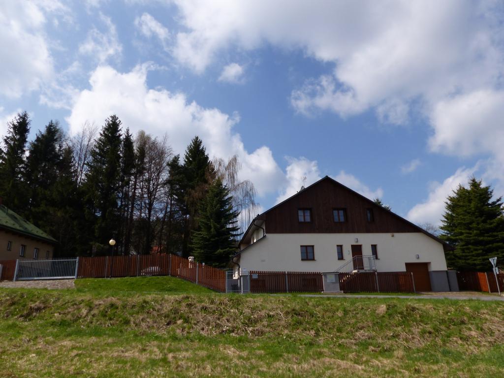 Ferienwohnung Haus Tolštejn Jiřetín pod Jedlovou Exterior foto
