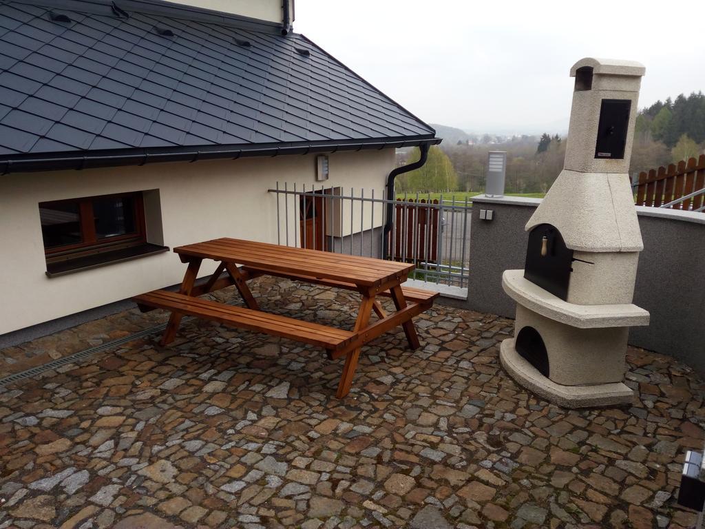 Ferienwohnung Haus Tolštejn Jiřetín pod Jedlovou Exterior foto