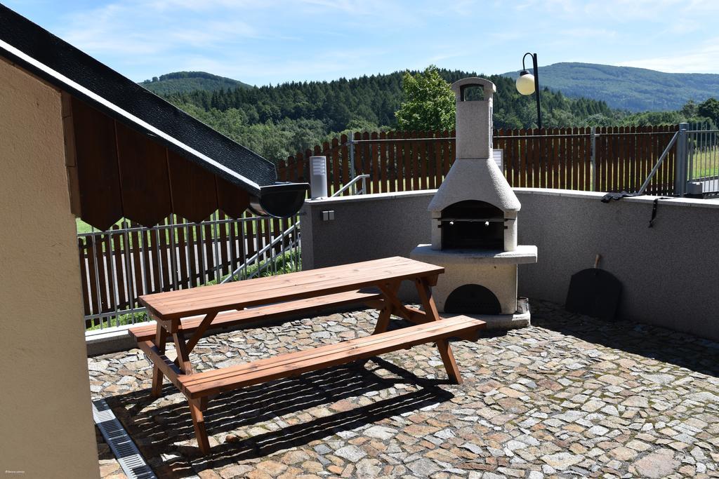 Ferienwohnung Haus Tolštejn Jiřetín pod Jedlovou Exterior foto