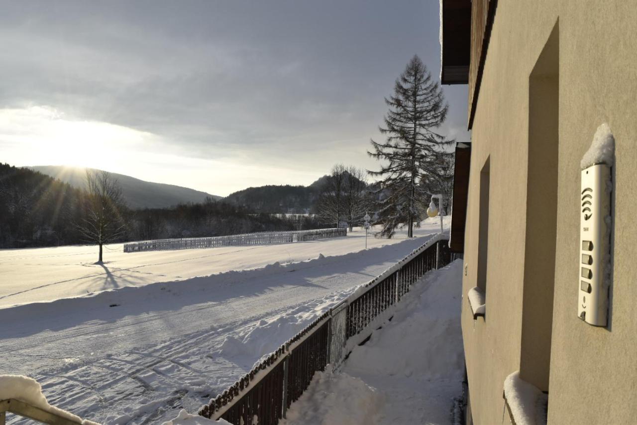 Ferienwohnung Haus Tolštejn Jiřetín pod Jedlovou Exterior foto